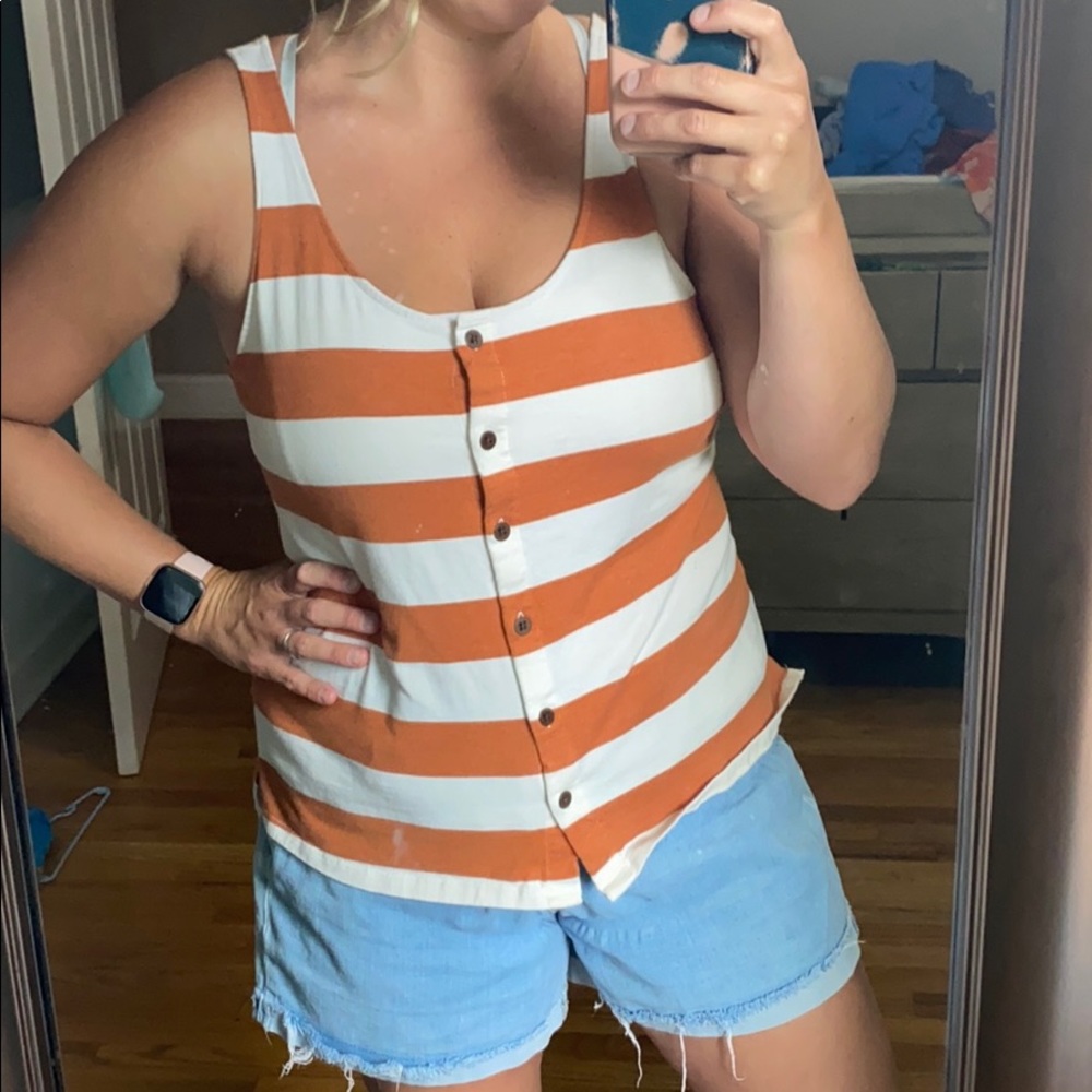Button down tank - Picture 2 of 5